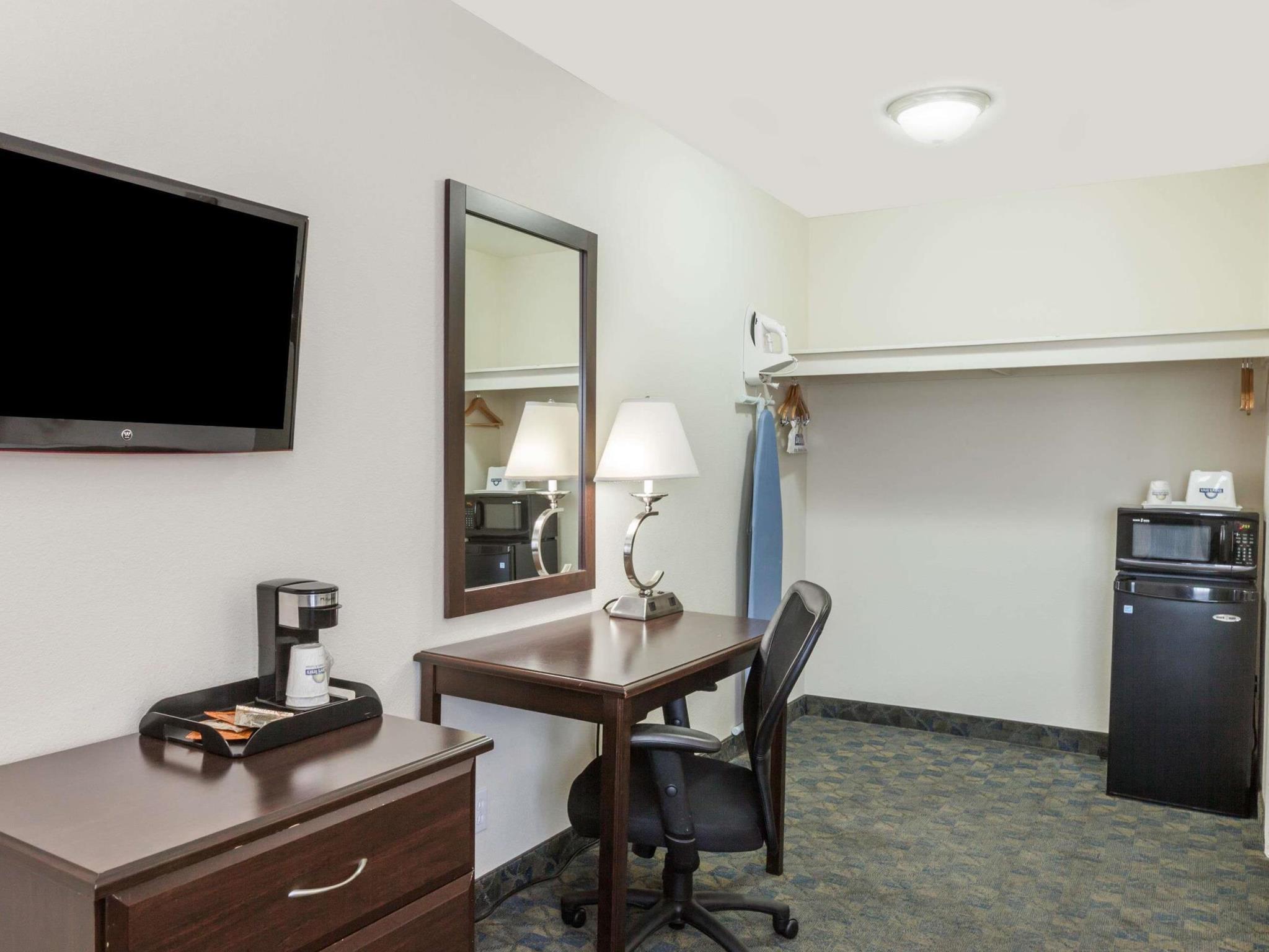 Days Inn By Wyndham Santa Maria Luaran gambar
